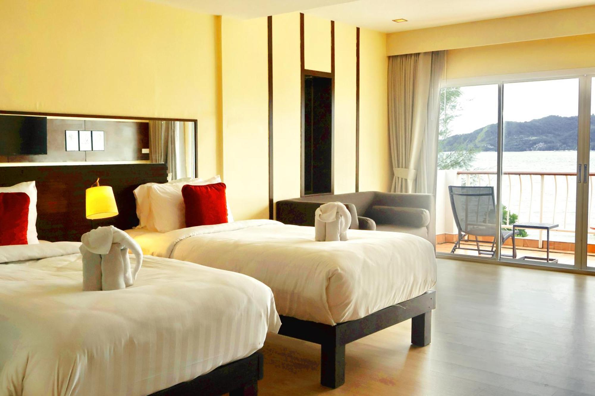 Deluxe Double or Twin Room